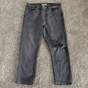Levi's Wedgie Straight Charcoal Grey Distressed Jeans Size 32 x 26